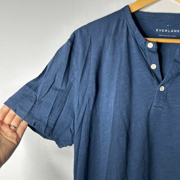 Everlane Men's Cotton Slub Henley Tee Shirt XL Blue Short Sleeve Casual - Picture 8 of 8
